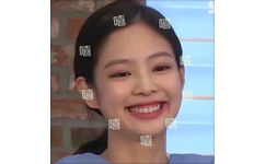 Jennie：嘻嘻嘻 - Jennie表情包